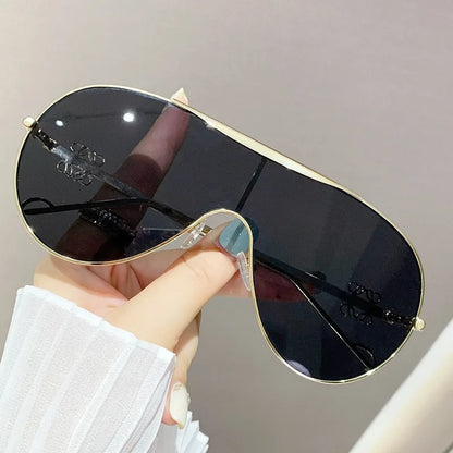 Oversized One-piece Metal Women's Sunglasses